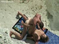 Hidden voyeur cam at a condo captures amateurs fucking